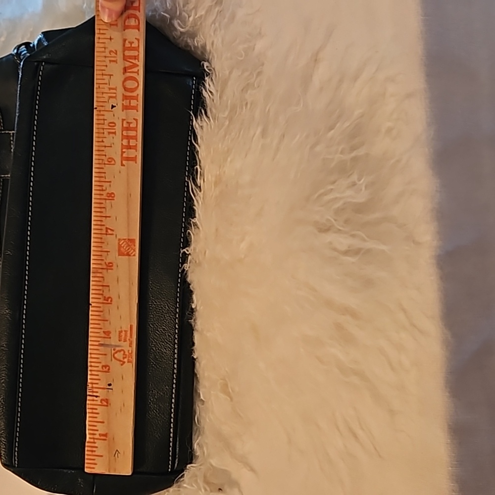 Dooney & Bourke Pebble Grain Handbag - Picture 13 of 15